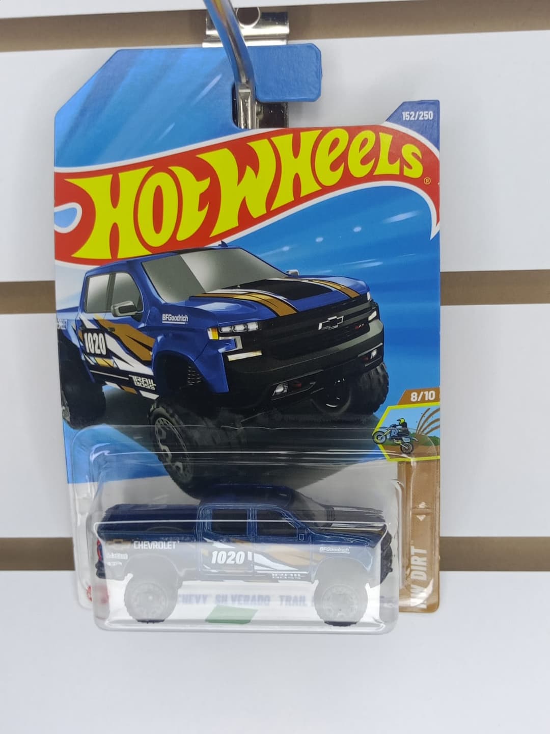 19 CHEVY SILVERADO TRAIL BOSS LT (AZUL)