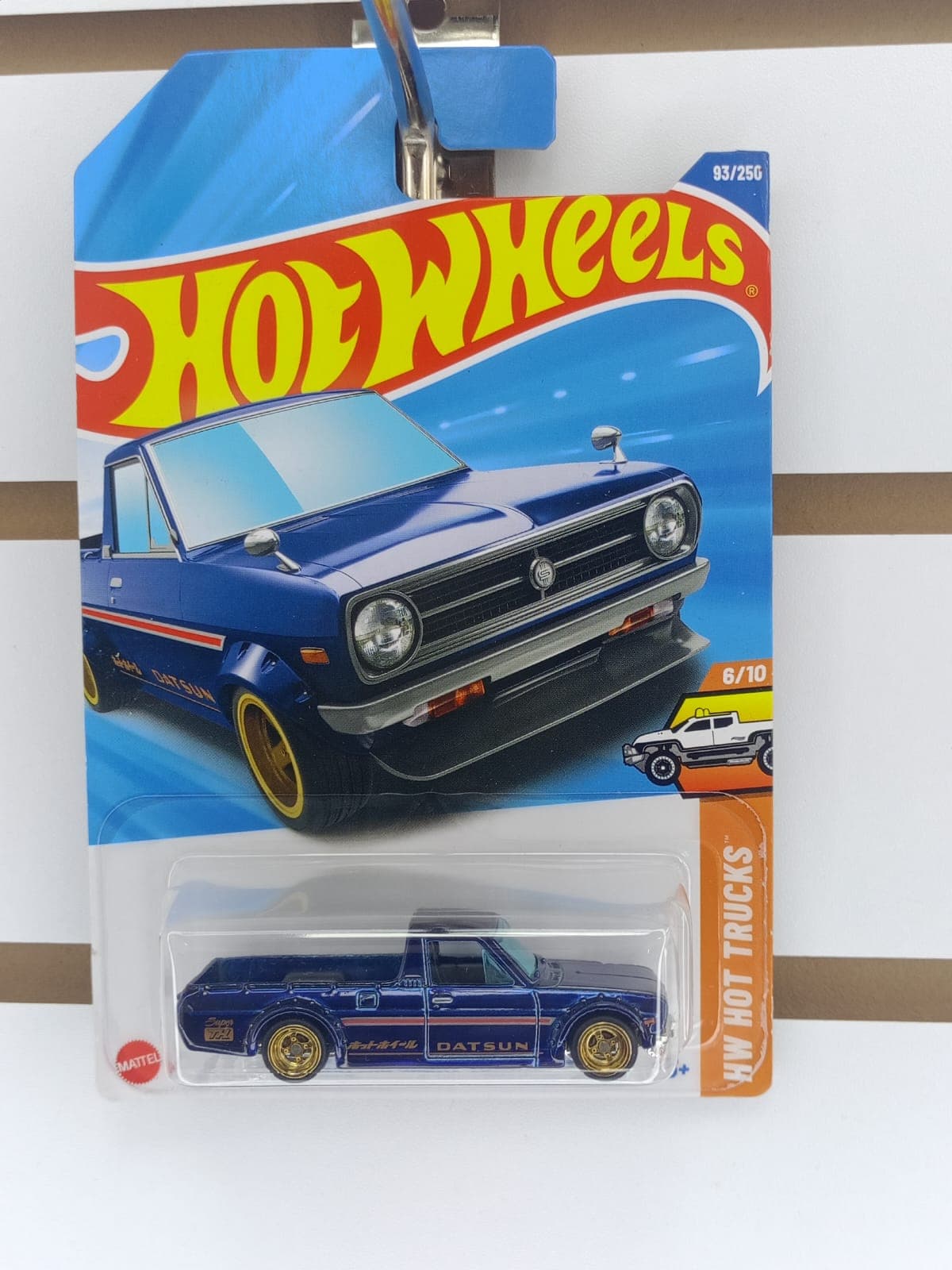 ot Wheels Super Treasure Hunt 1975 Datsun Sunny Truck STH