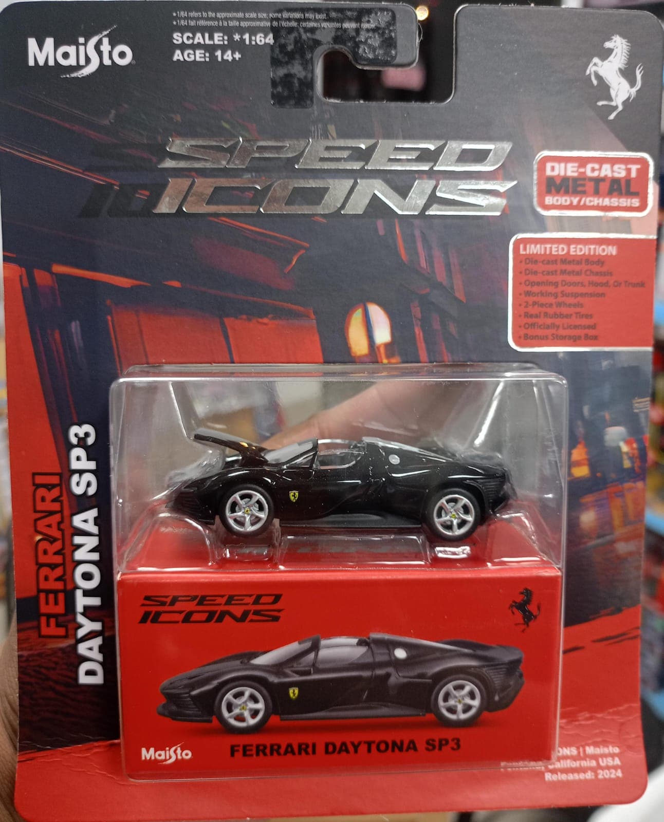 FERRARI DAYTONA SP3 NEGRO