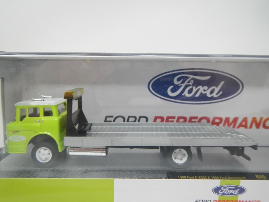 1990 Ford c800 Mustang