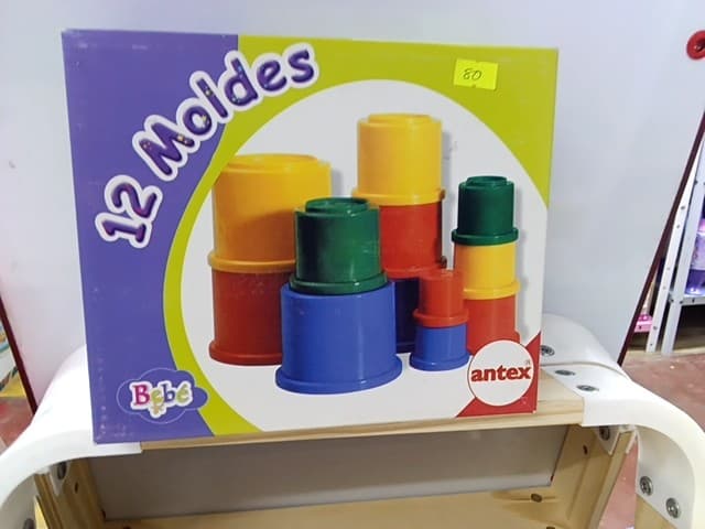 12 MOLDES
