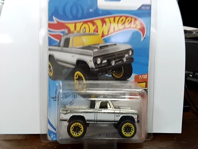 70 DODGE POWER WAGON