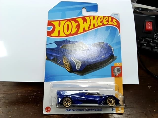 CADILLAC PROJECT GTP HYPERCAR