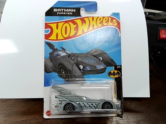 BATMAN FOREVER BATMOBILE