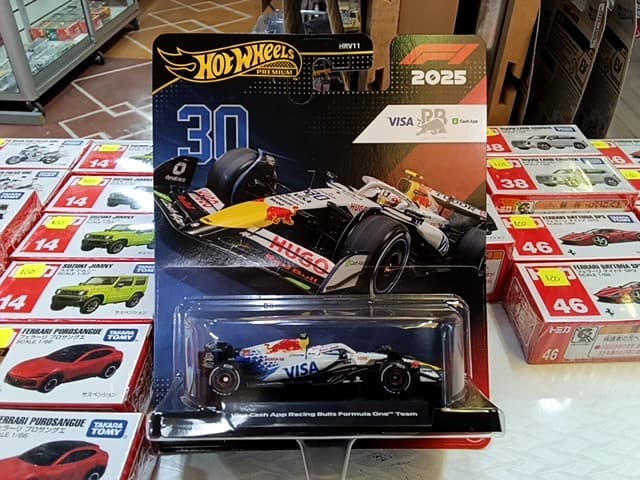 Visa Cash App Racing Bull Formula 30