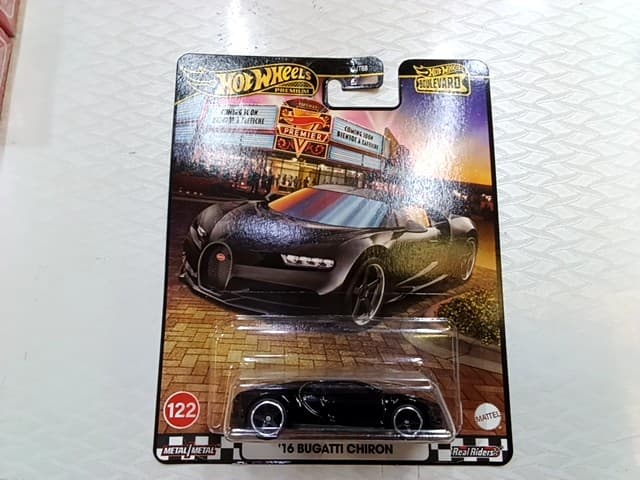 17 Bugatti chiron