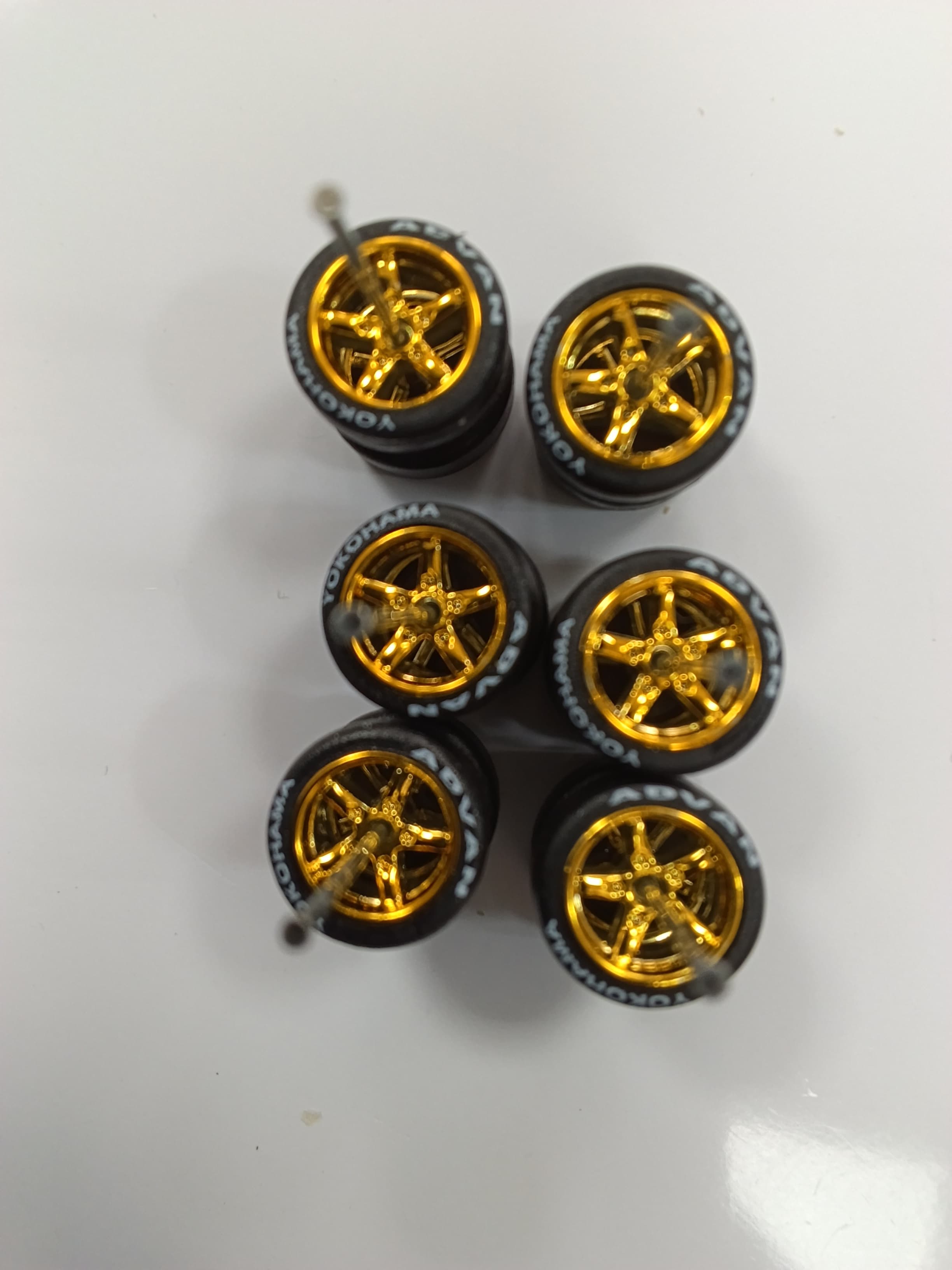 LLANTAS DE GOMA PISTERA