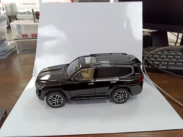 TOYOTA LAND CRUIISER