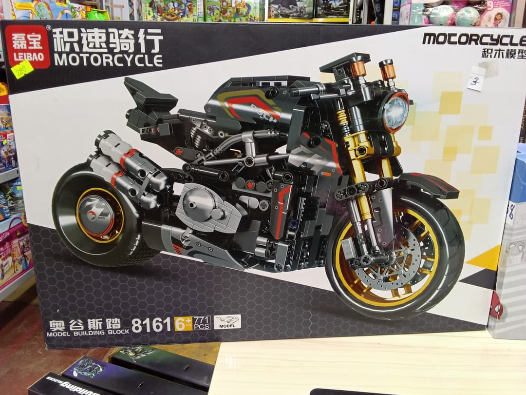 MOTORCICLE MODEL BUILDING