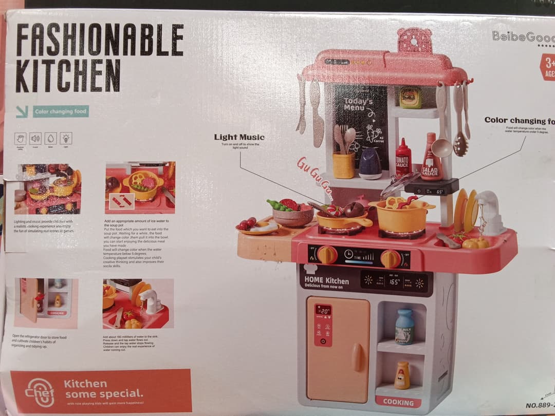 FASHIONABLE KITCHEN