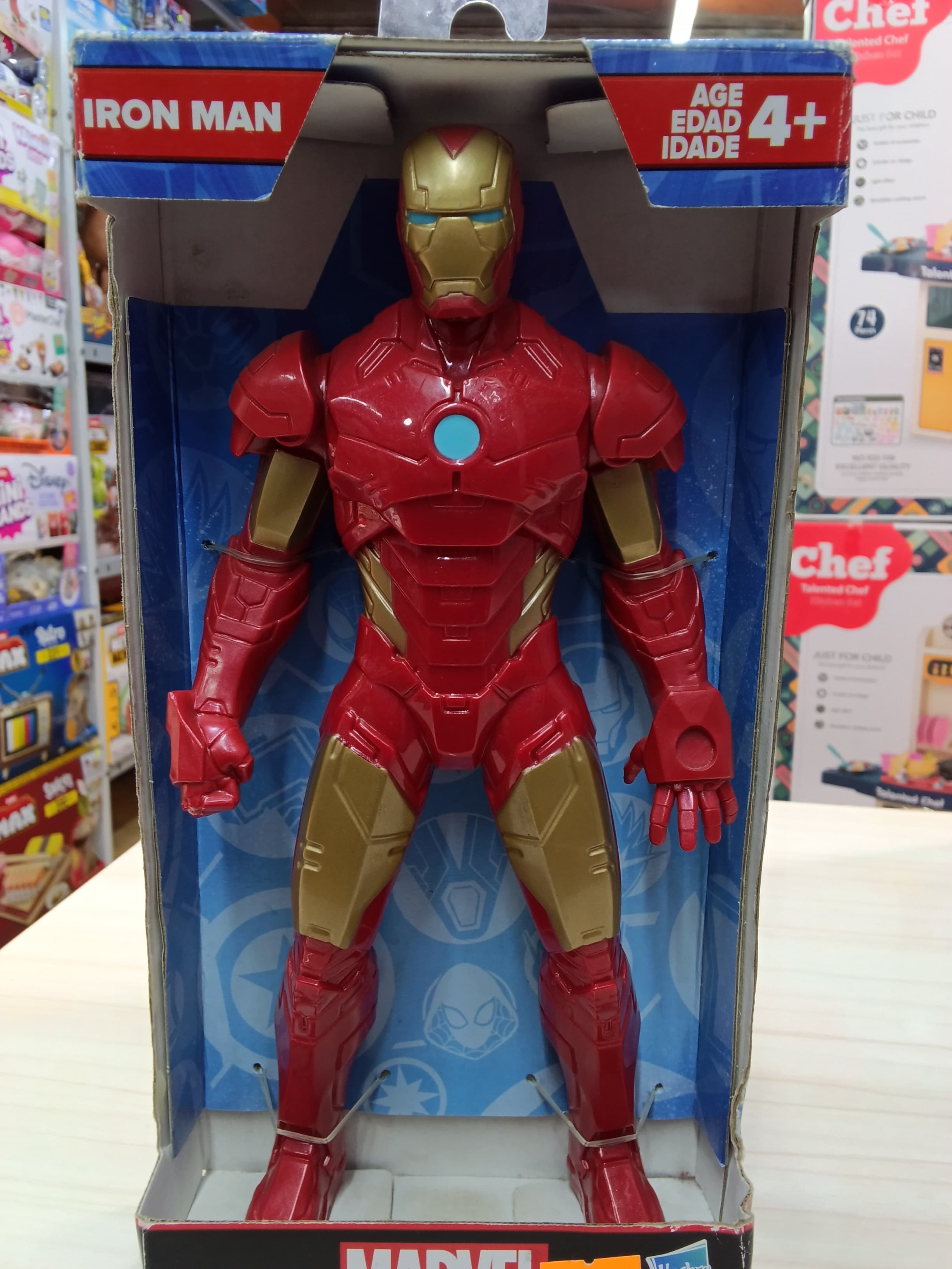 IRON MAN